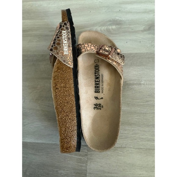 Birkenstock Mayari Bronze Crackle Sandals EU 36 US 5-5.5 Adjustable Buckle - Picture 2 of 9